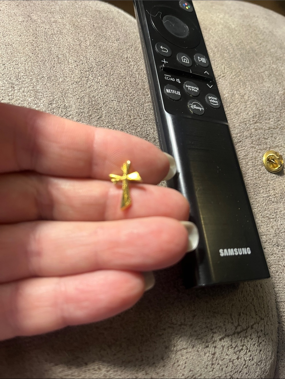Gold Cross Lapel Pin 1915